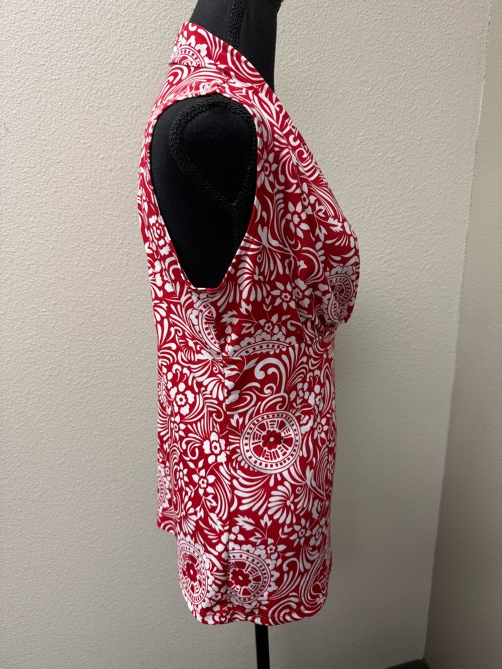 JKLA California Red White Floral Top Ruched V Neck Stretch Blouse Large - Picture 5 of 9